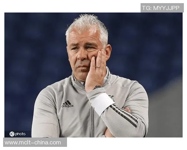 2020年足球界悲痛回忆哪位传奇明星离世引发全球哀悼